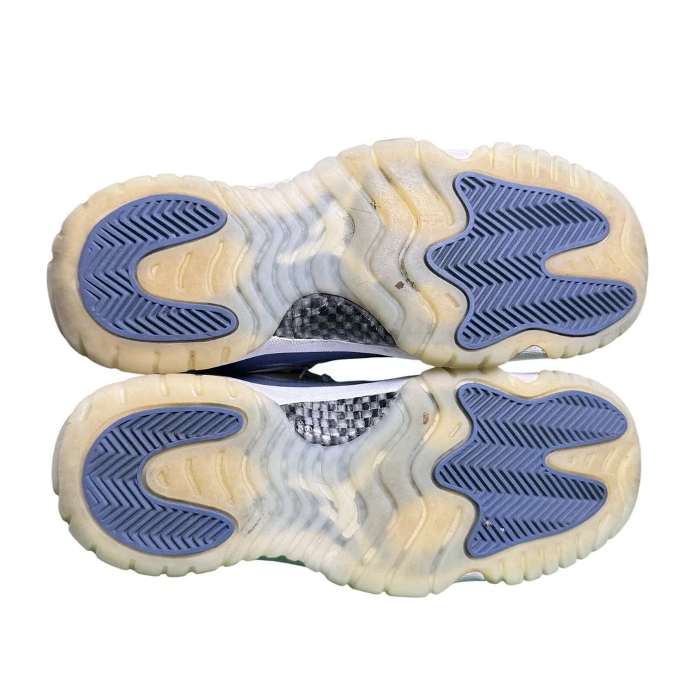 Nike Air Jordan 11 Retro Low Diffused Blue FV5121-104 Kids 5.5Y - Review Damage